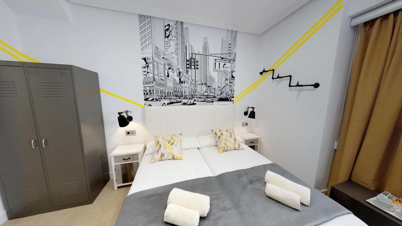 Hostal Boutique La Espanola Рота Екстериор снимка