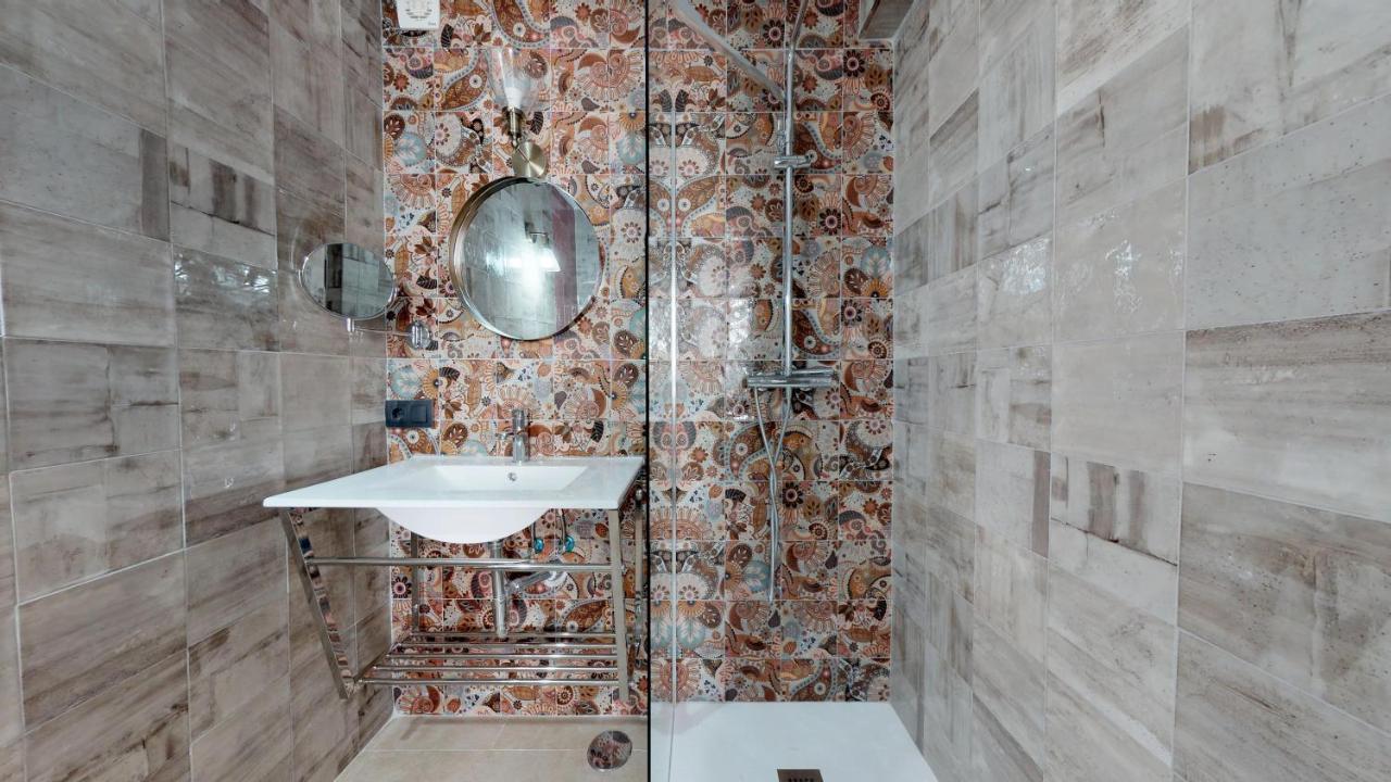 Hostal Boutique La Espanola Рота Екстериор снимка