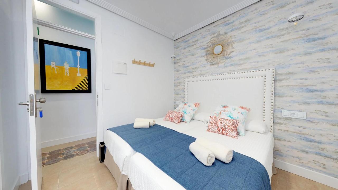 Hostal Boutique La Espanola Рота Екстериор снимка